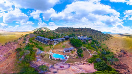 Day 2: Full Day in Tsavo East
