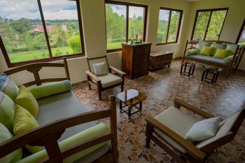 Day 1: Arrival in Nyahururu &ndash; Scenic Christmas Escape