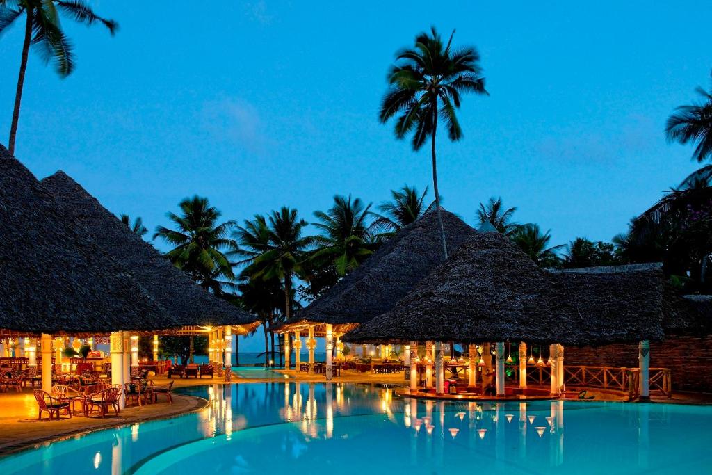 Neptune Village Beach Resort & Spa photo 4