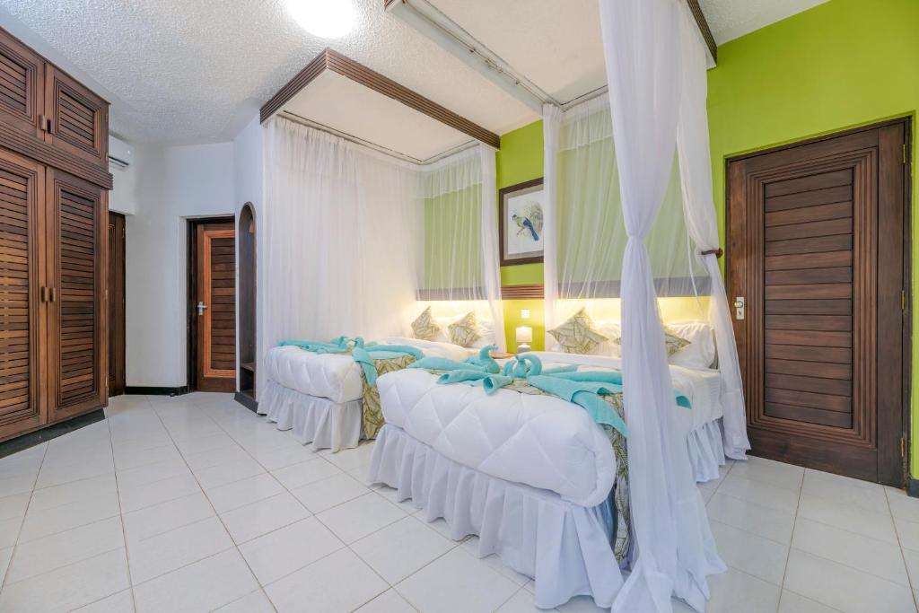 Safari Beach Hotel photo 3